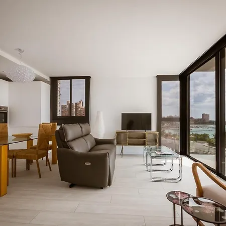 Modern Sea Front Sunny Apartment